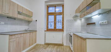 Pronájem bytu 2+kk 43 m²