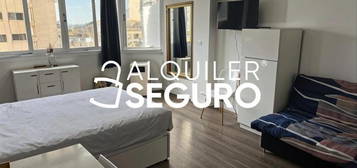 Estudio de alquiler en Miquel Rosello Alemany, El Sindicat