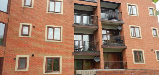 2 bed flat to rent