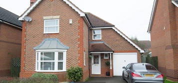 4 bed detached house to rent