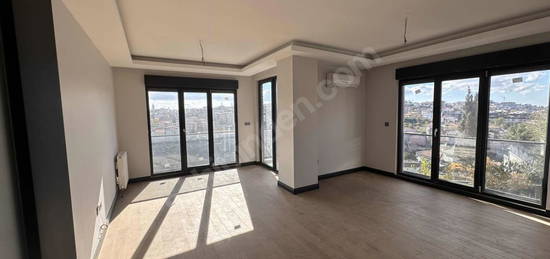 ÜSKÜDAR ÇENGELKÖY GÜZELTEPE ARA KAT KİRALIK DAİRE