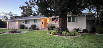 145 Globe Ave, Sacramento, CA 95815