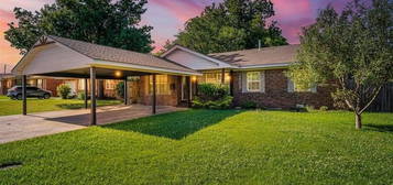 2809 Pembroke Ter, Oklahoma City, OK 73116