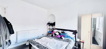 2 bed shared accommodation to rent