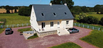 Maison familiale de 130 m2 à Marchésieux