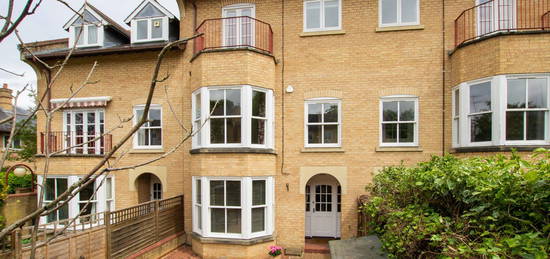 Detached house to rent in Brookside, Cambridge CB2