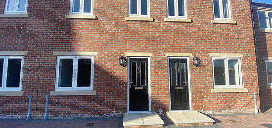 2 bed terraced house to rent