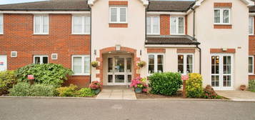 Flat for sale in Holtsmere Close, Garston, Watford WD25