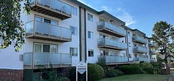Briarwood Manor Apartments, 465 Niagara St, Victoria, BC V8V 1G9