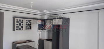 Re/max Lacivert'ten Yldzkent'te Kiralk 2+1 Daire