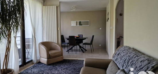 Appartement  à vendre, 3 pièces, 2 chambres, 79 m²