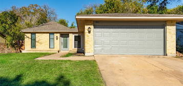 2921 Elsinor Dr, Fort Worth, TX 76116