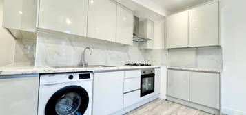 2 bed flat to rent