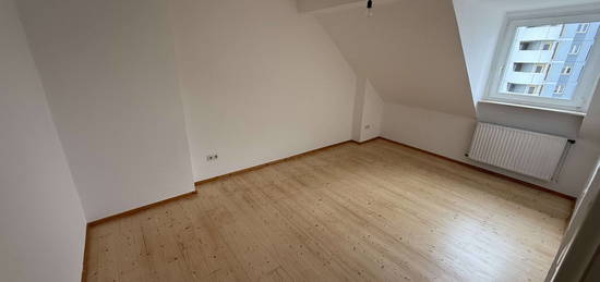 Renovierte 3 Zimmerwohnung Neustadt