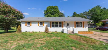 404 Belair Dr, Greenfield, TN 38230