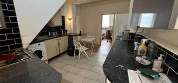 6 bed terraced house for sale