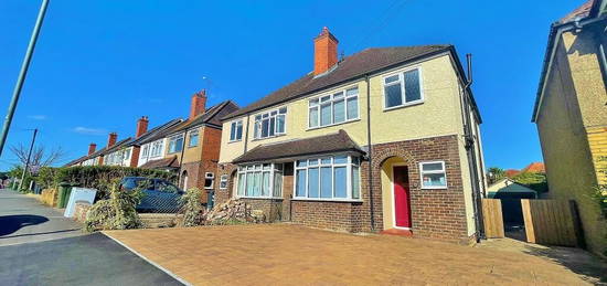 4 bedroom semi-detached house