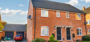 3 bedroom semi-detached house for sale