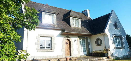 29520 Châteauneuf du Faou maison familiale 5 chambres dont 2 en Rez-de-chaussée Sous-sol