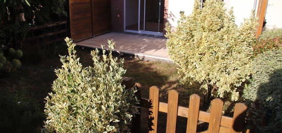 Particulier vends T2 de 44m2, Terrasse-jardin 45m2