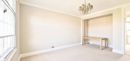 2 bed flat to rent