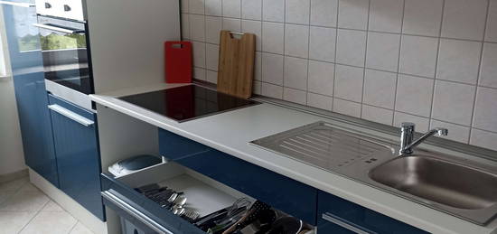 Schöne neu möblierte 2-Raum-Wohnung mit EBK und Balkon in Chemnitz