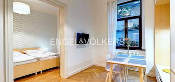 Pronájem bytu 1+1 44 m²