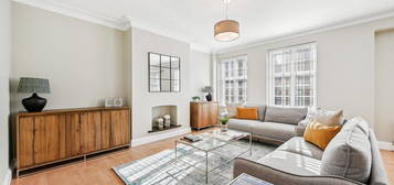 Flat to rent in 28 Stafford Court, 178-188 Kensington High Street W8