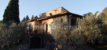 Villa unifamiliare 300 m², Le Case San Romolo, Bagno a Ripoli