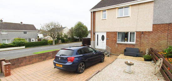 3 bedroom semi-detached house for sale