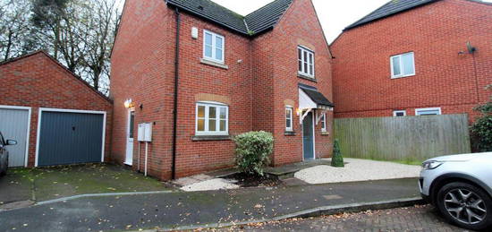 3 bedroom detached house