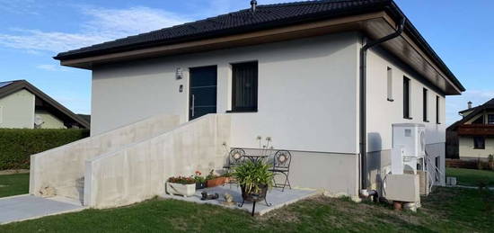 Traumhafter Bungalow in Dreistetten - Perfekte Kombination aus Komfort und Natur für 469.000,00 EUR