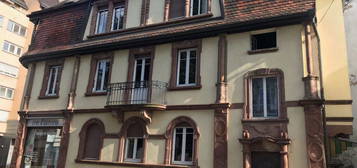 F4,102m2,très bon état, Strasbourg quartier ST Florent,calme,lumineux