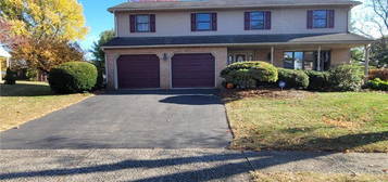 227 Ridgewood Rd, Easton, PA 18045