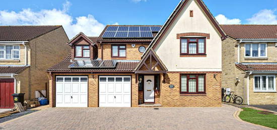 5 bedroom detached house for sale