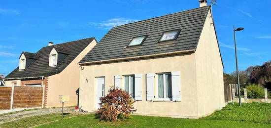 Charmante Maison Individuelle , bâtie en 2010, située en impasse sur la commune de Feignies