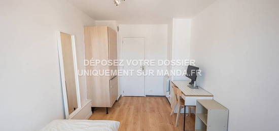 Appartement meublé  à louer, 5 pièces, 4 chambres, – m²