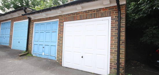 Parking/garage to rent in Regency Court, Withdean Rise, Brighton BN1