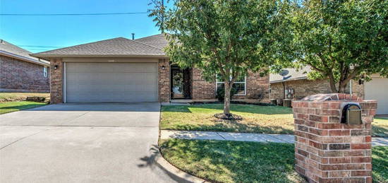 1600 NW 123rd Pl, Oklahoma City, OK 73120