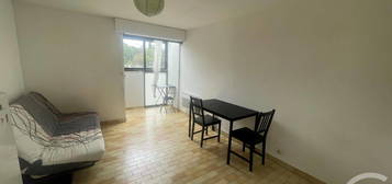 Location appartement 1 pièce 27 m²