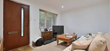 Flat for sale in Dairymans Walk, Guildford GU4