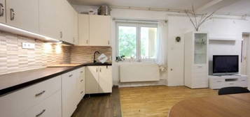 Eladó családi ház, Budakeszin 99 M Ft, 5 szobás