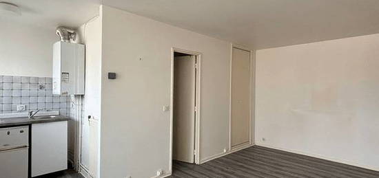 Location appartement 1 pièce 24 m²