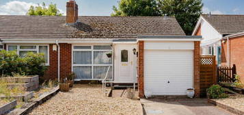 2 bedroom semi-detached bungalow for sale