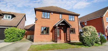 4 bed detached house to rent