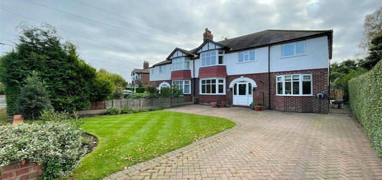 5 bedroom semi-detached house for sale