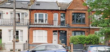 Maisonette for sale in Hazlebury Road, London SW6