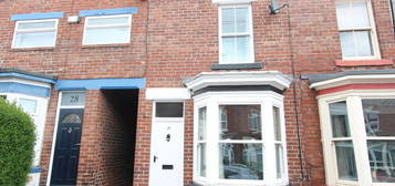 Terraced house to rent in Lynmouth Road, Sheffield S7