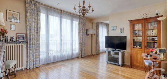 Appartement  à vendre, 4 pièces, 3 chambres, 77 m²