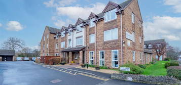 Flat for sale in Bath Road, Keynsham, Bristol BS31